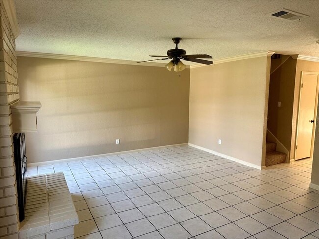 Building Photo - 1539 Airline Dr