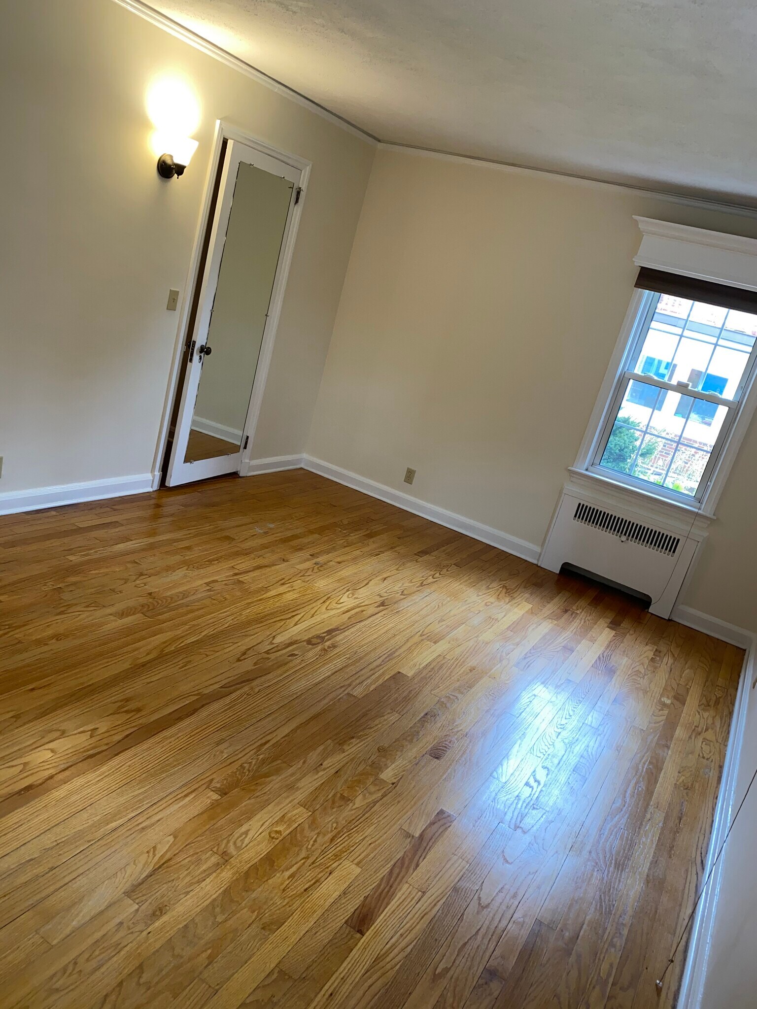 Building Photo - 44 Ellsworth Ave