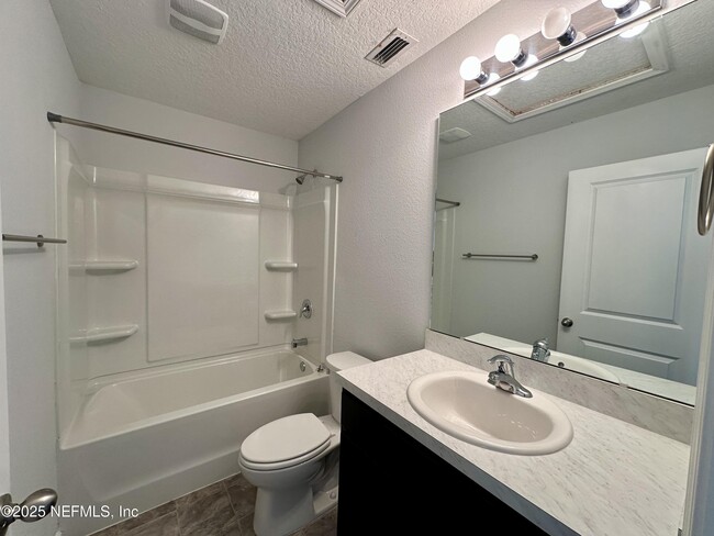 Building Photo - 1543 Liberty Tree Pl