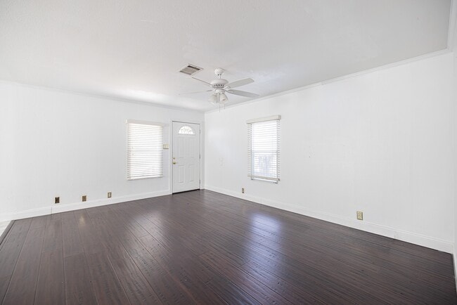 Building Photo - 11738 Greencanyon Dr
