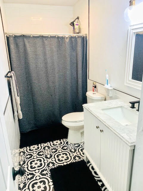 Building Photo - 110 Handler St