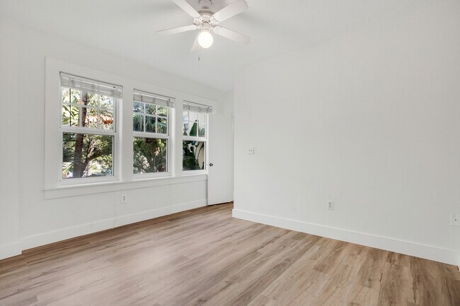 Building Photo - 536 14th St