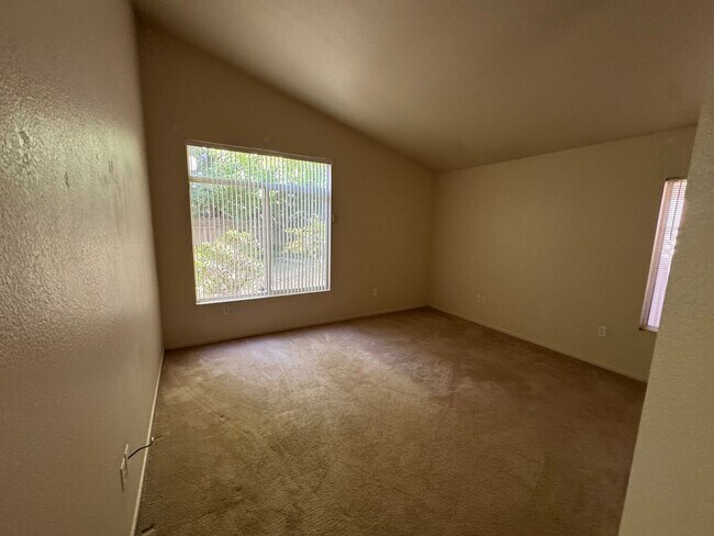 Building Photo - DEL WEBB 55+ COMMUNITY SINGLE STORY 2 BED,...