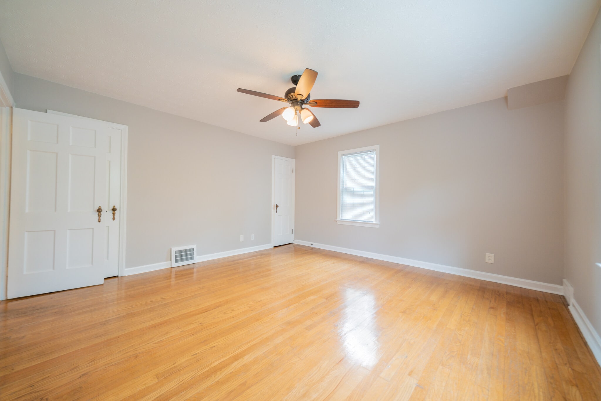 Building Photo - 1200 Brentwood Rd