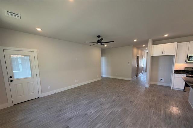 Building Photo - 5709 Barkridge Dr