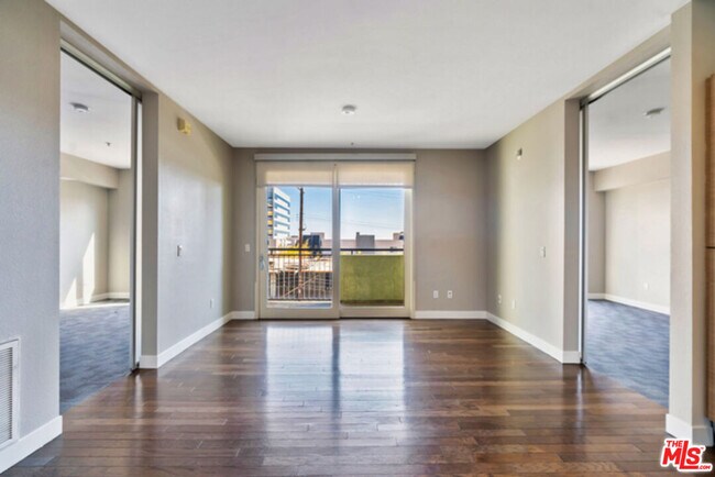 Building Photo - 1234 Wilshire Blvd