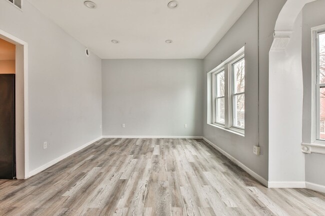 Building Photo - 41 N 11th St