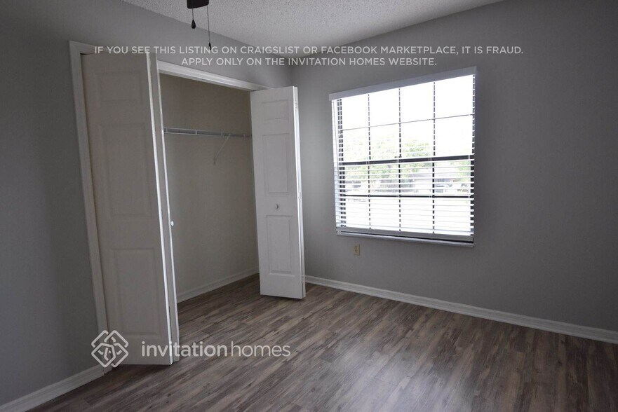 Building Photo - 10624 Sandridge Ct