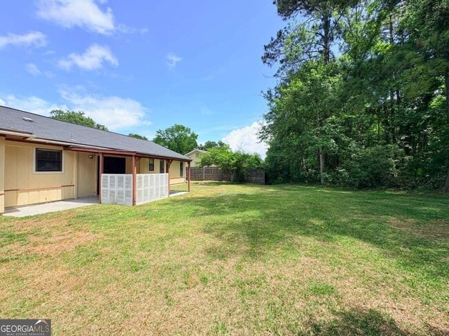 Building Photo - 603 Plantation Village Dr