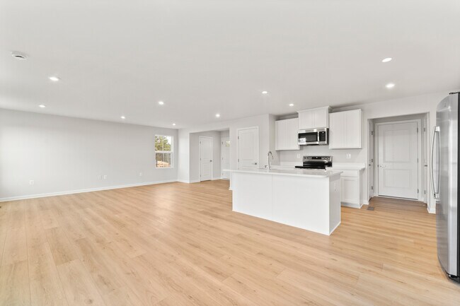 Building Photo - 6526 Rockingham Wy