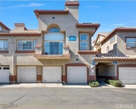 Building Photo - 2951 Vía Milano