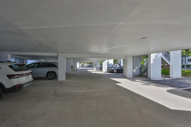 Building Photo - 812 Bahia Del Sol Dr