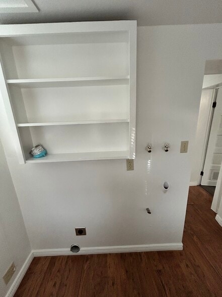 Building Photo - 62 E 300 S