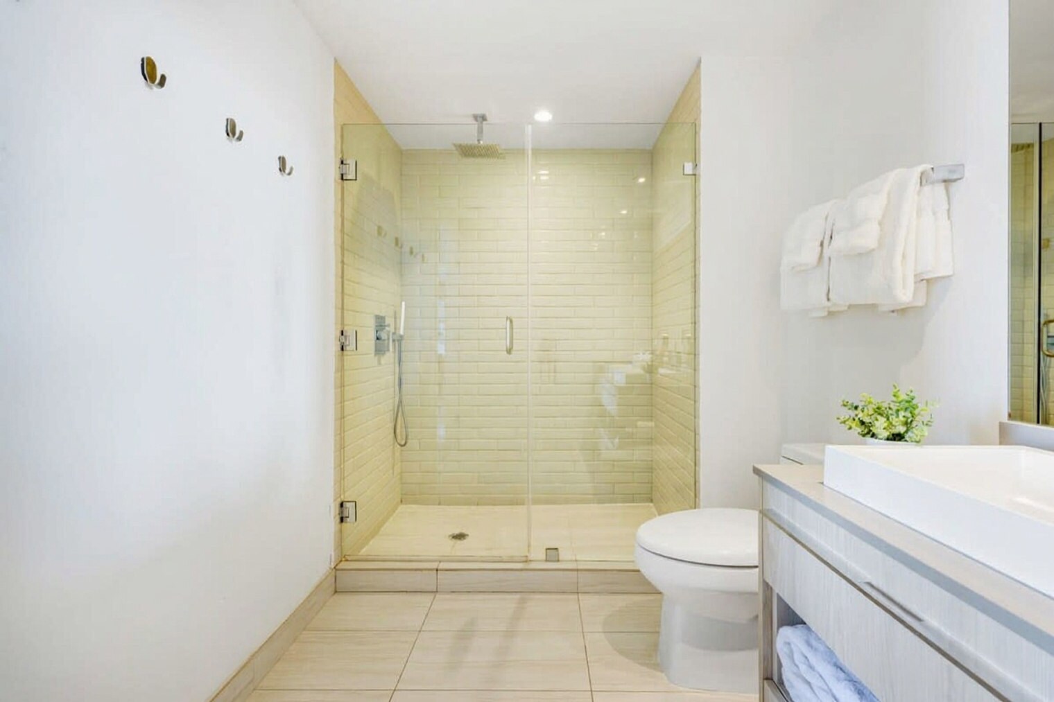 Building Photo - 4112 Jimmy Buffett Mem Hwy