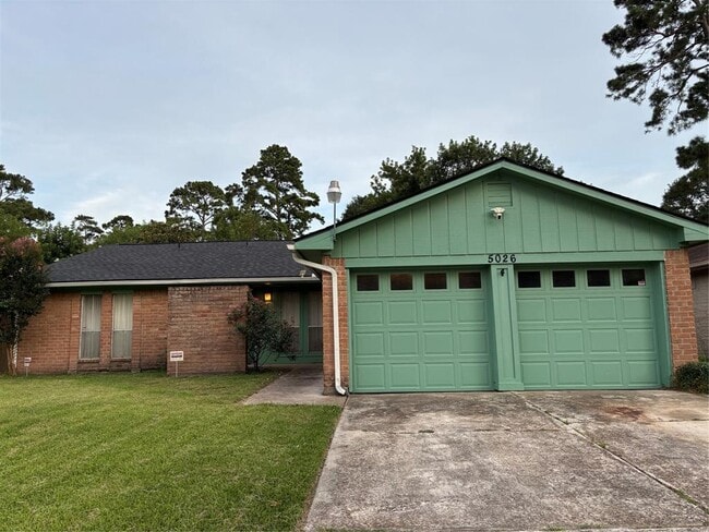 Primary Photo - 5026 Algernon Dr