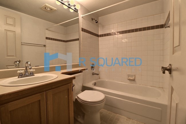 Building Photo - 8653 Avondale Rd NE