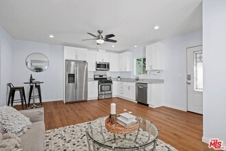 Building Photo - 13347 Friar St