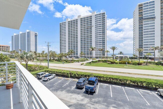 Building Photo - 2851 S Ocean Blvd