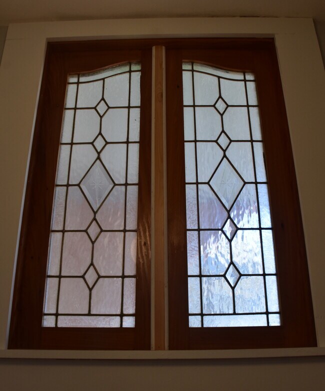 stained glass window - 2415 Saint Charles Ave