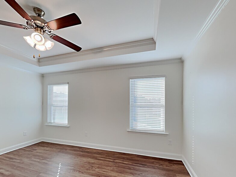 Building Photo - 3273 Brierhill Rd