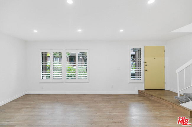 Building Photo - 1278 Stonewood Ct