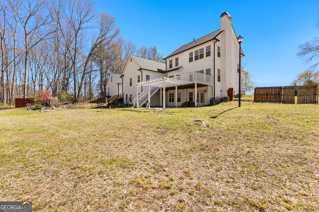 Building Photo - 821 Hood Rd