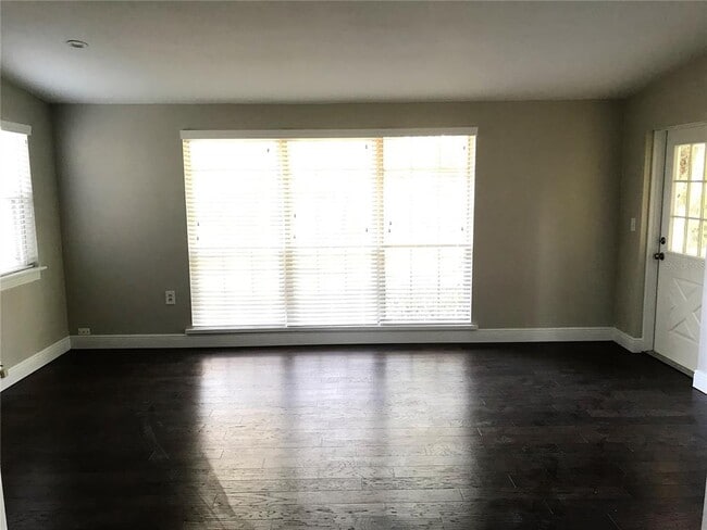 Building Photo - 1621 Morningside Dr