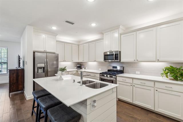 Building Photo - 4856 Woodruff Way