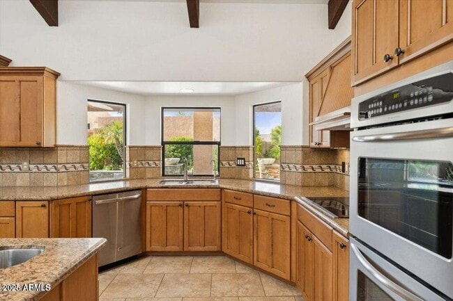 Building Photo - 8356 E San Ricardo Dr