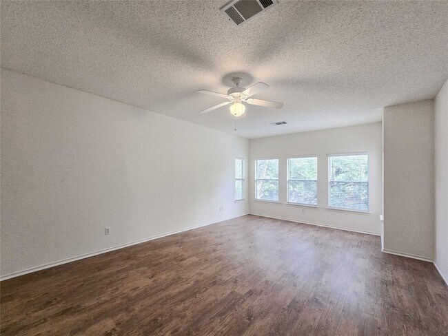 Building Photo - 8321 Cambria Dr