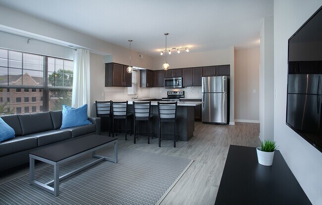 Building Photo - 1554 Grand, LLC