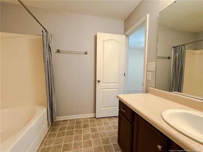 Building Photo - 2133 Coinjock Cir