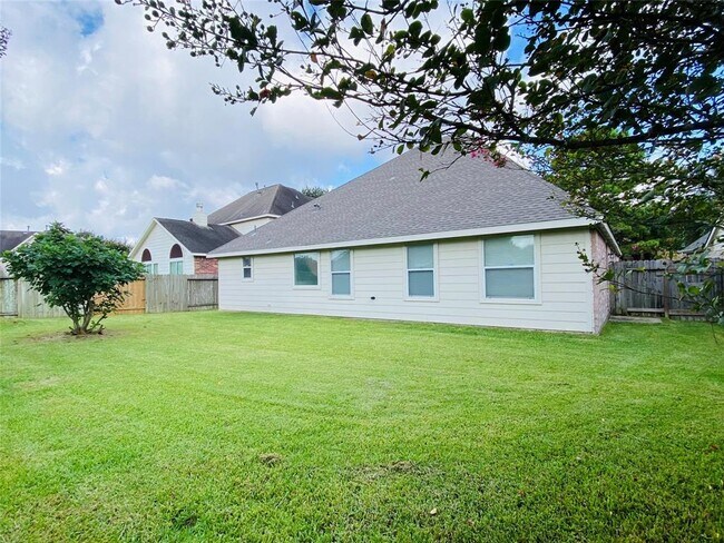 Building Photo - 24710 Cobble Canyon Ln
