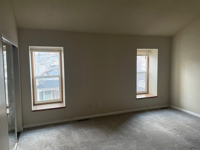 Building Photo - 7570 S Cove Cir