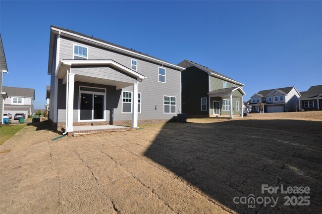 Building Photo - 8007 Oakmere Rd