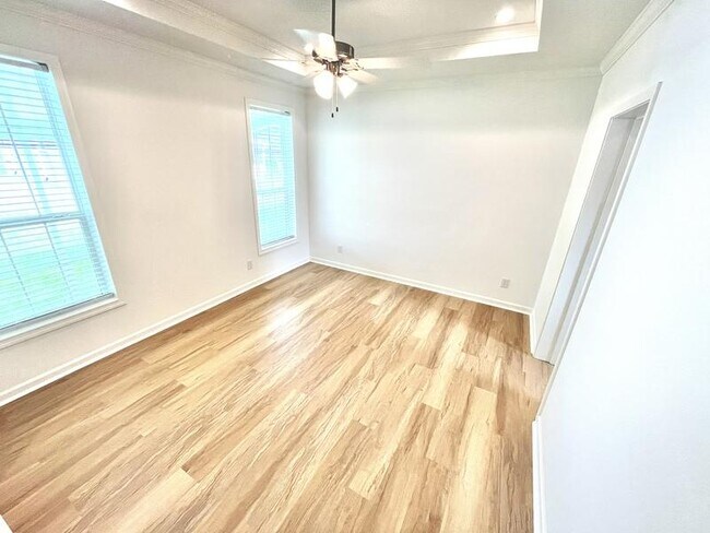 Building Photo - 5331 Heron Rst Dr