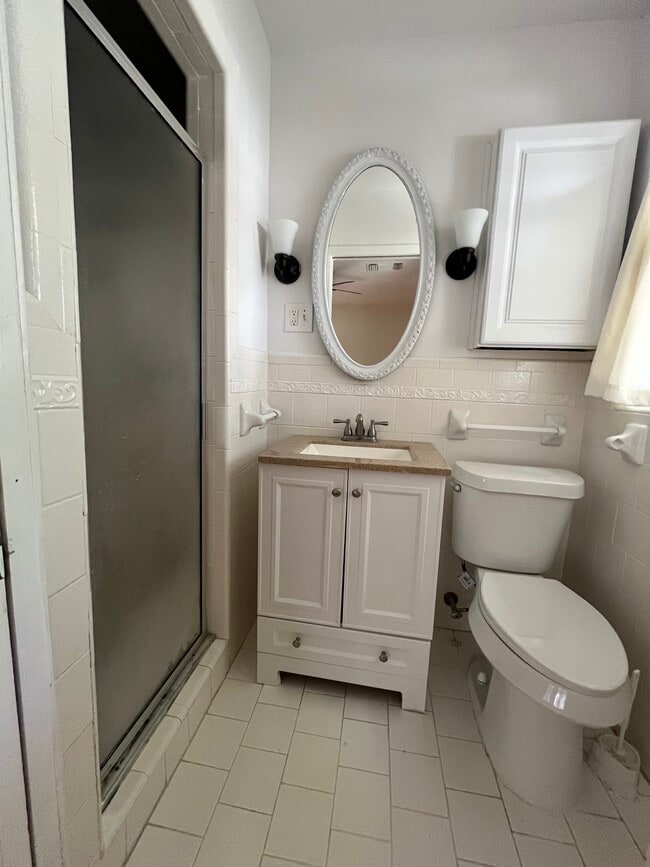 Building Photo - 419 Shannon Lee St