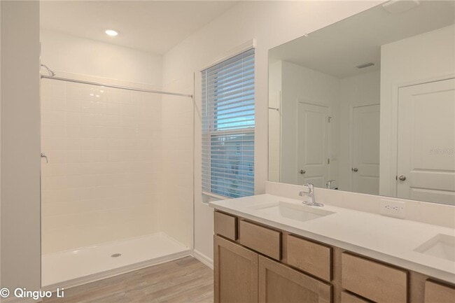 Building Photo - 32463 Weathered Oak Dr