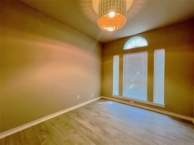 Building Photo - 108 Willow St