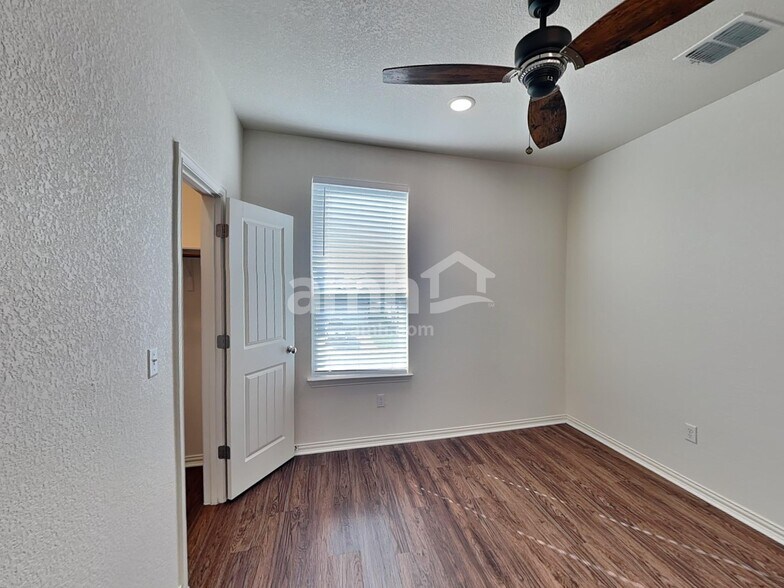 Building Photo - 2708 Geronimo Creek