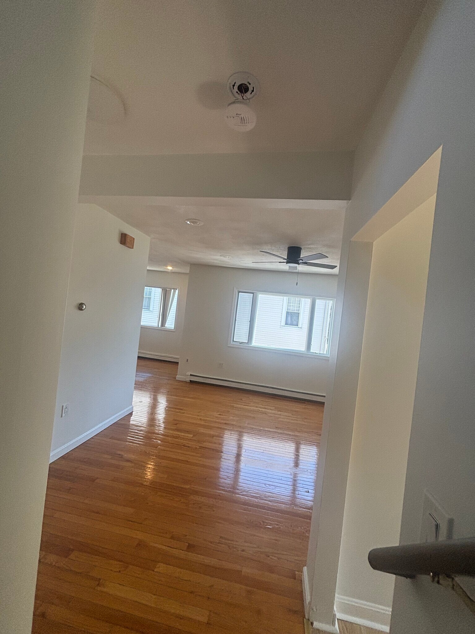 Building Photo - 33 Appleton St