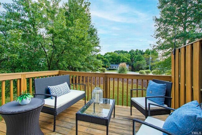 Building Photo - 7921 Dukes Dynasty Dr