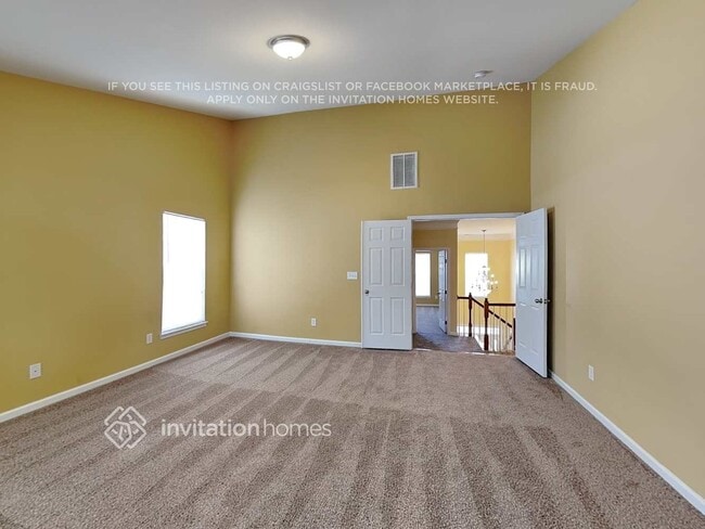 Building Photo - 10124 Rivendell Ln