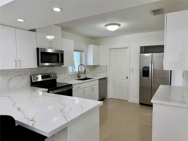 Building Photo - 12813 SW 20th St