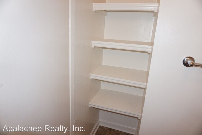 Building Photo - 2 br, 1 bath House - 347 Browns Road