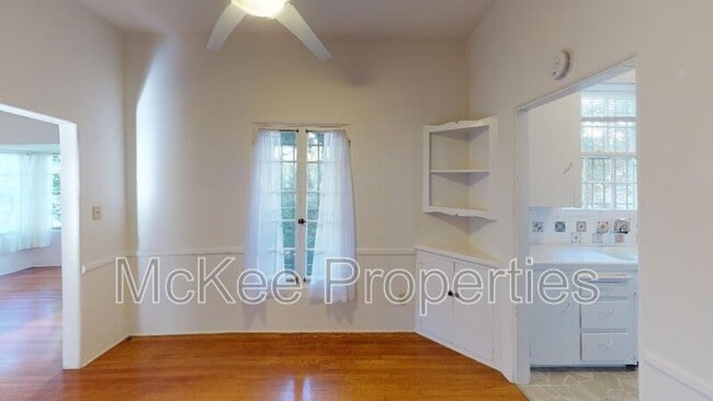 Building Photo - 768 D Ave