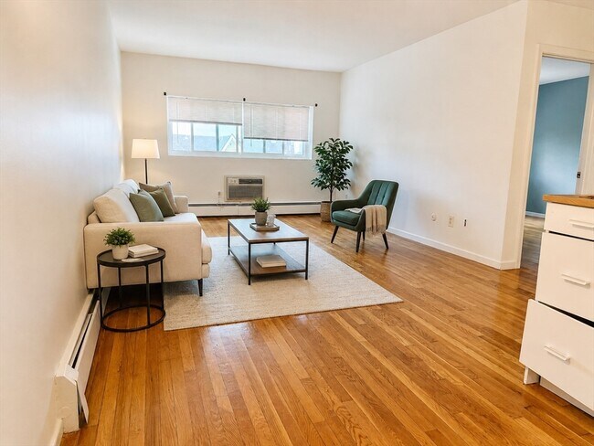 Building Photo - 135 Neponset Ave