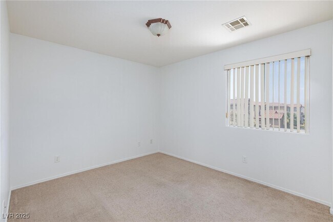 Building Photo - 7859 Windhamridge Dr