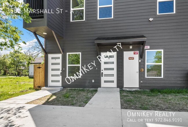 Building Photo - 3507 Marshall St