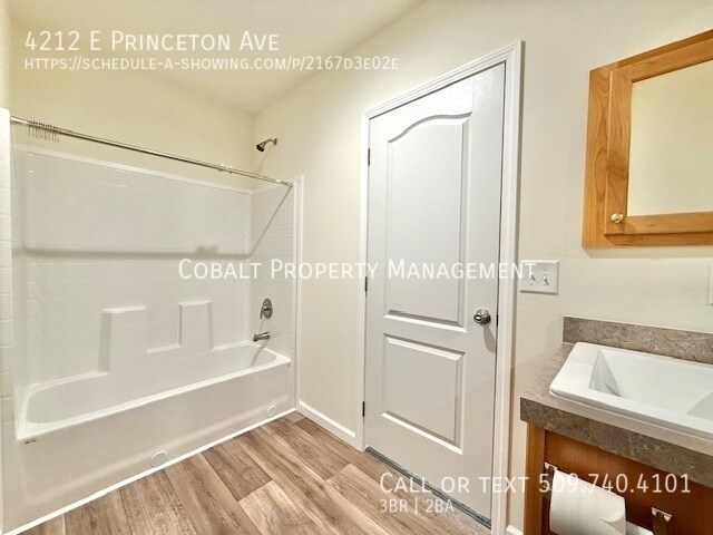 Building Photo - 4212 E Princeton Ave